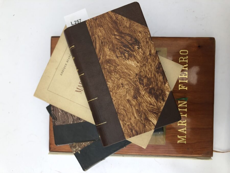Lote de 18 ejemplares
