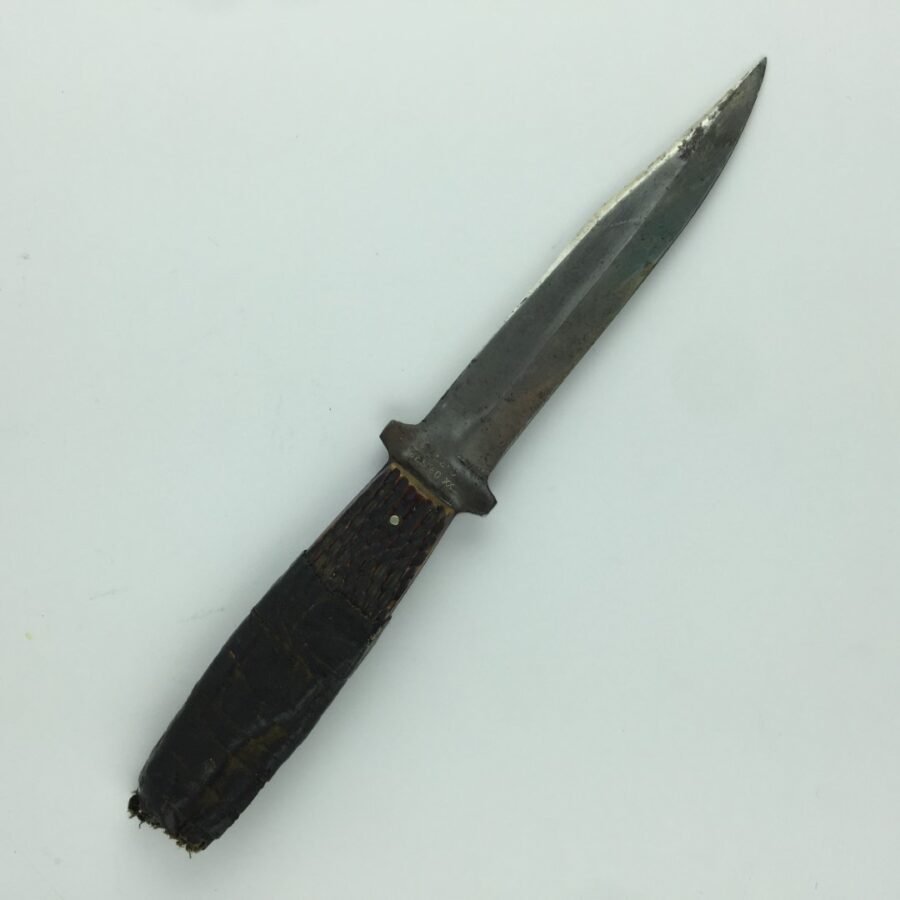 Cuchillo tipo Bowie