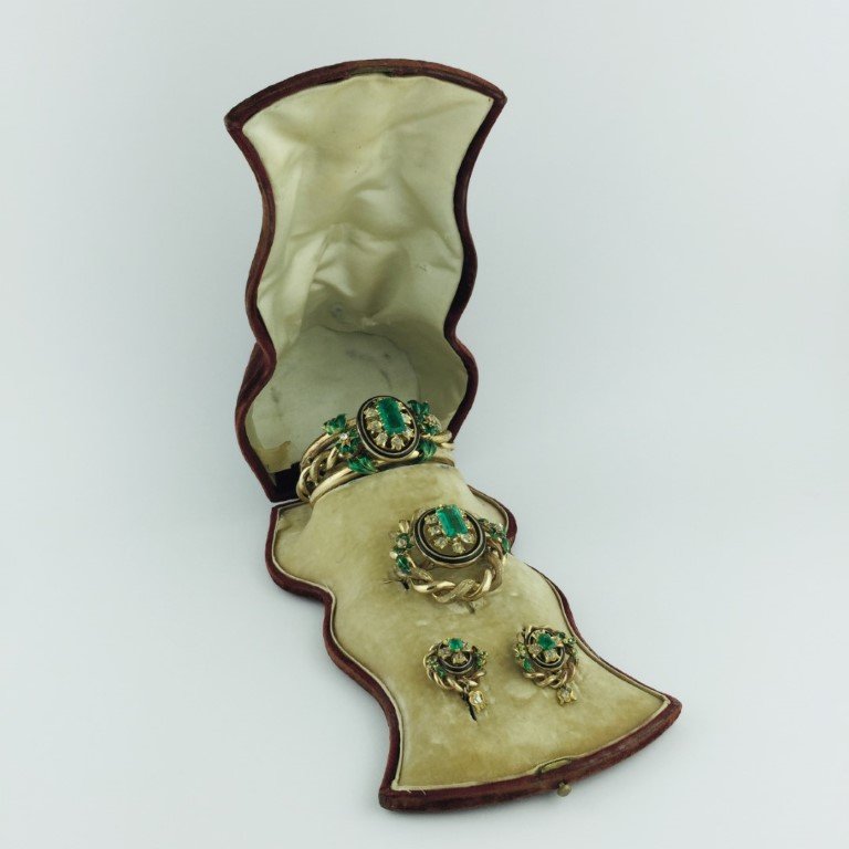 Parure siglo XIX
