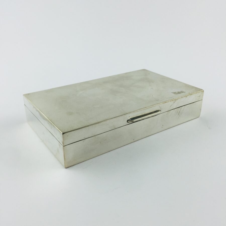 Cigarrera en plata