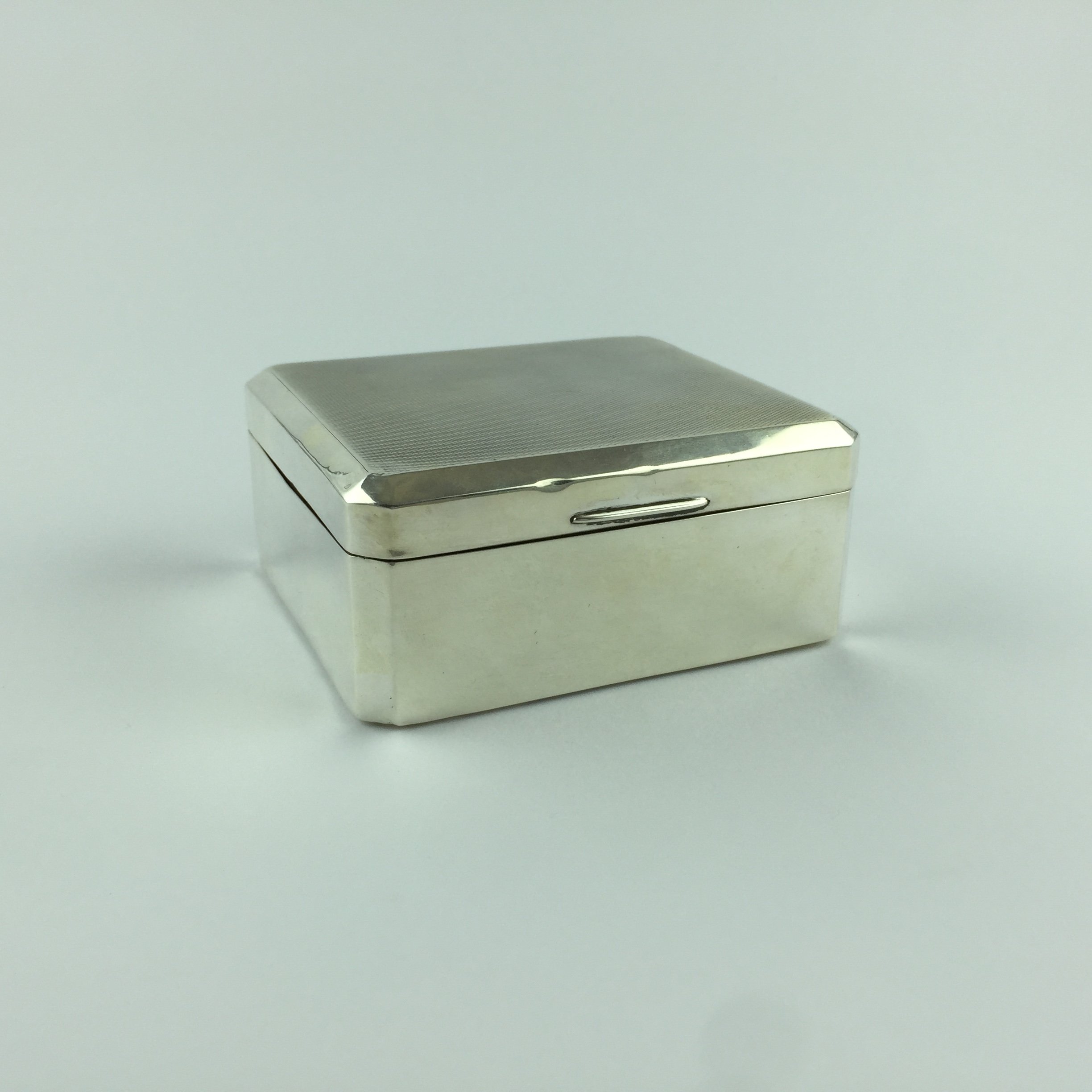 Cigarrera en plata