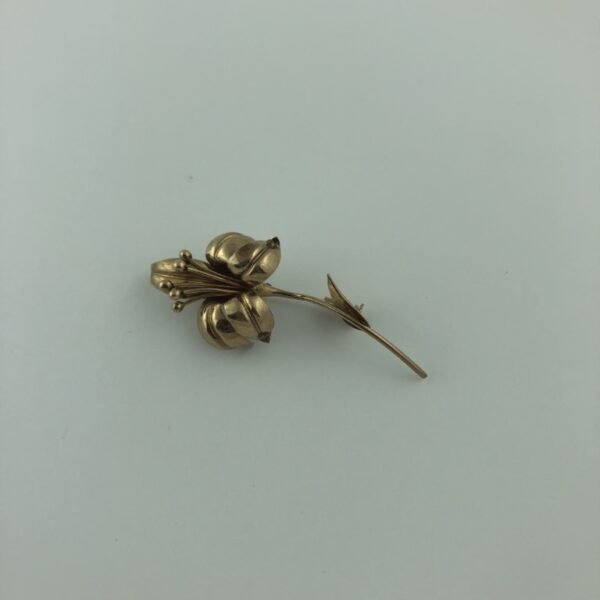 Prendedor en oro 18 K