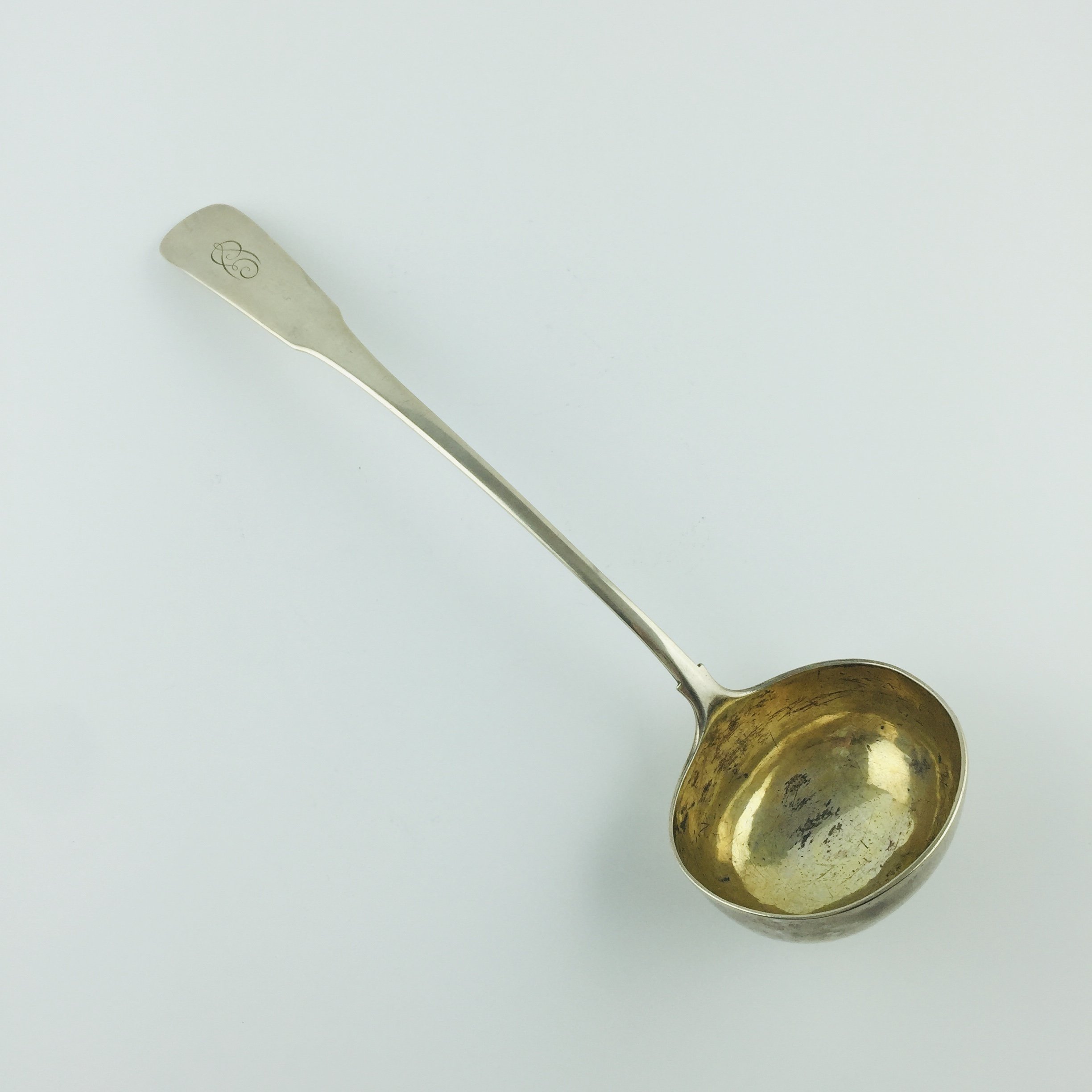Cucharón en plata