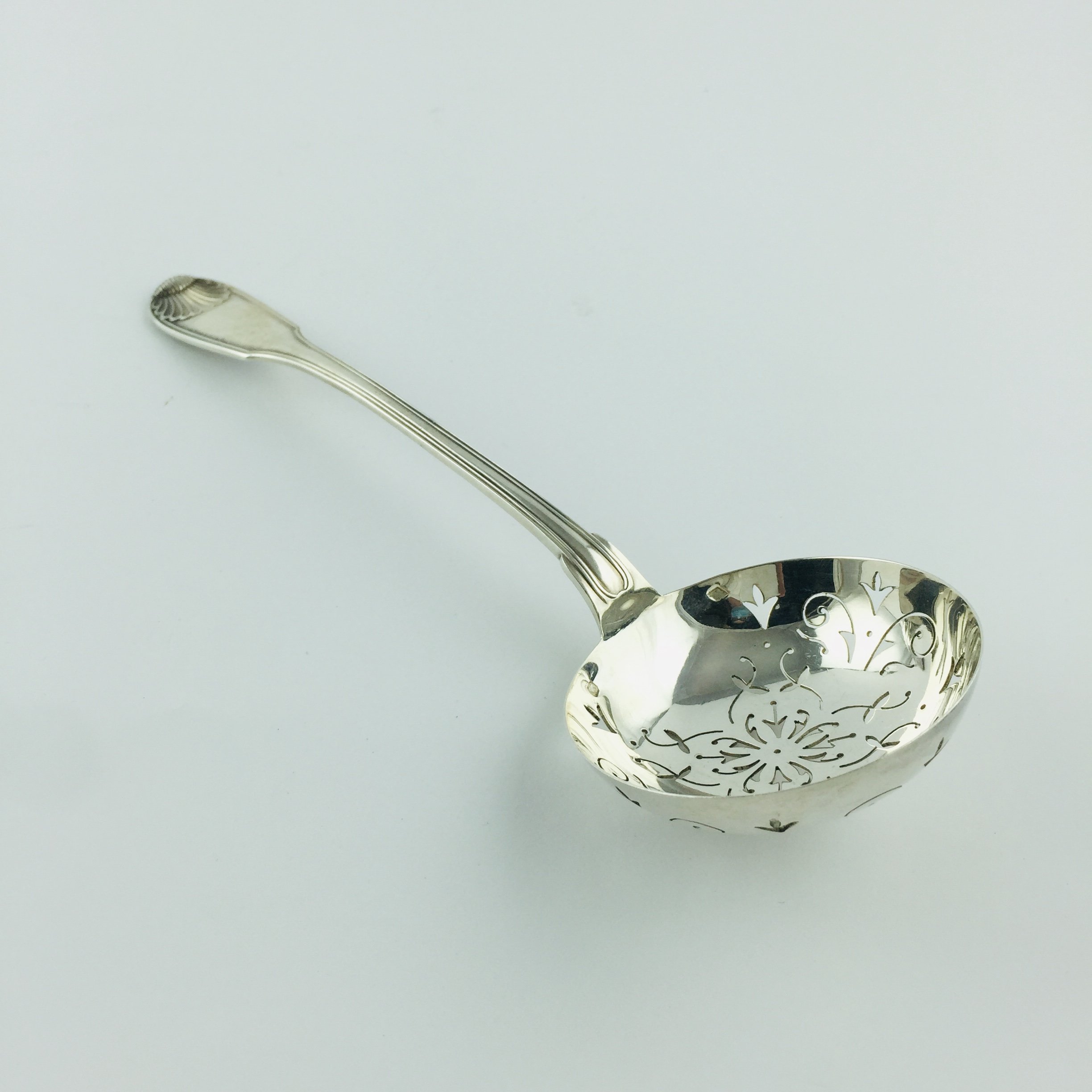 Cuchara francesa en plata