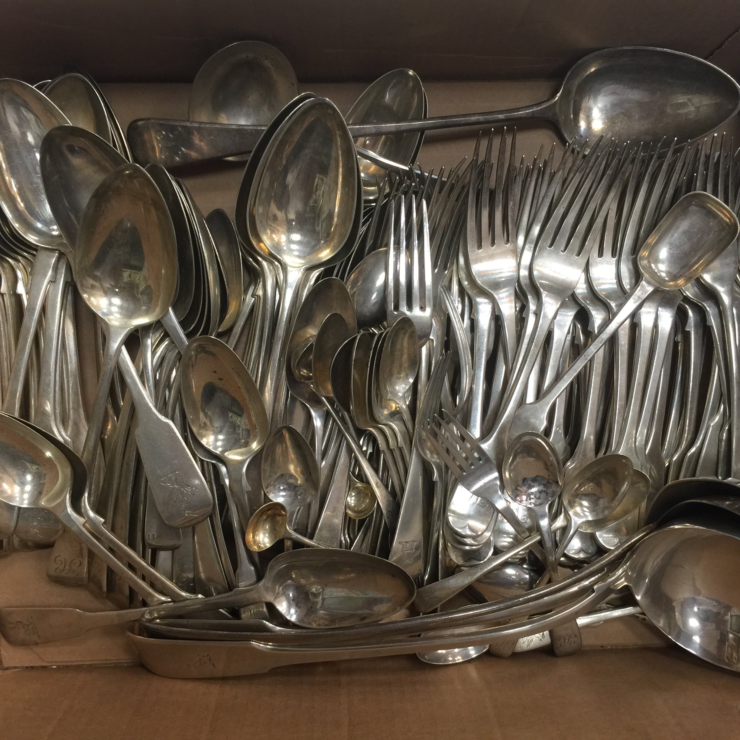 Cubiertos en plata