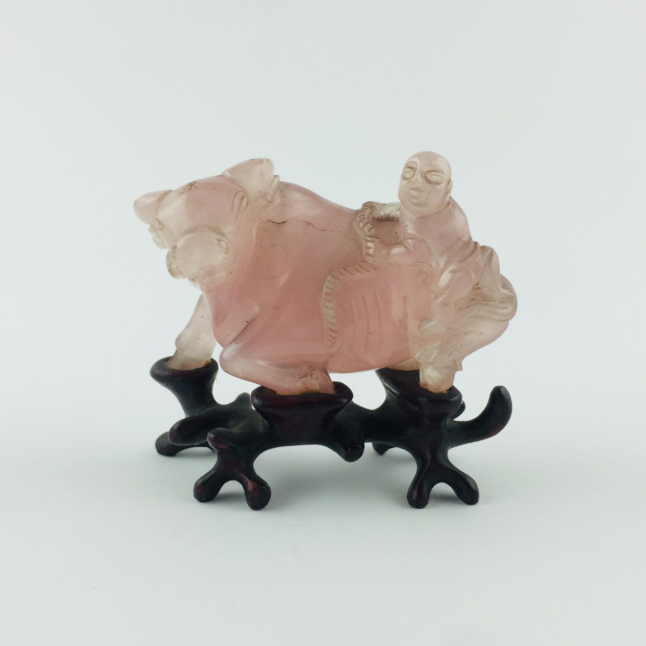 Figura china en cuarzo