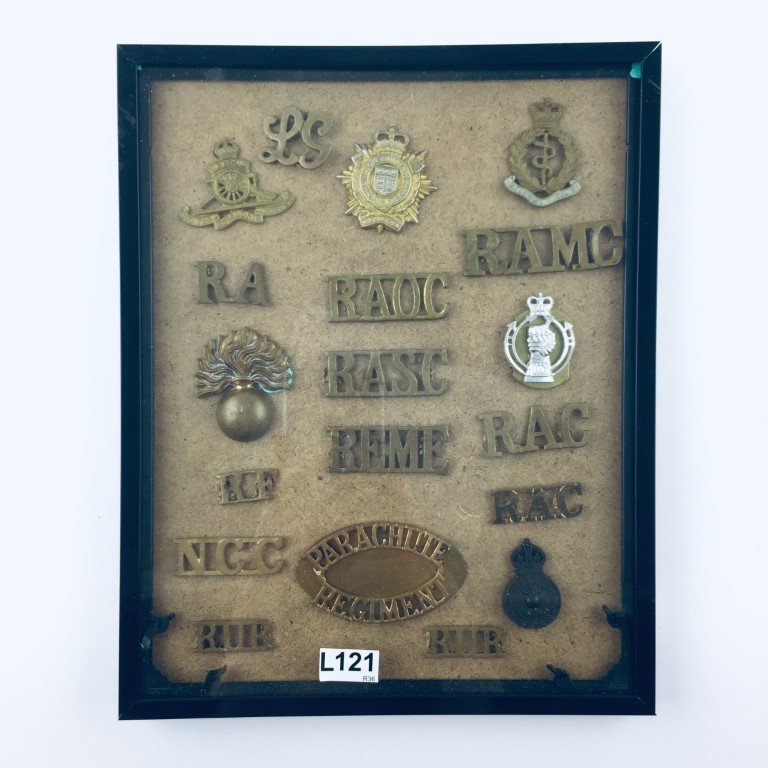 Diecinueve insignias británicas