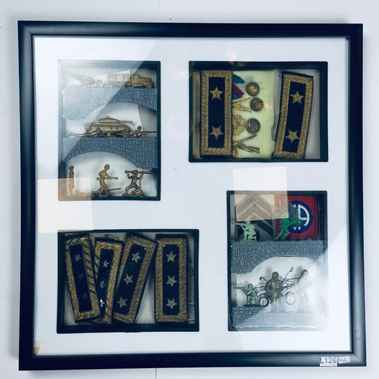 Tres pares de charreteras