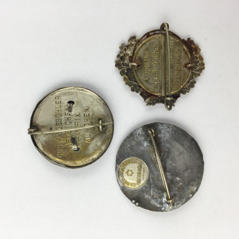 Tres pins alemanes en metal - Imagen 2