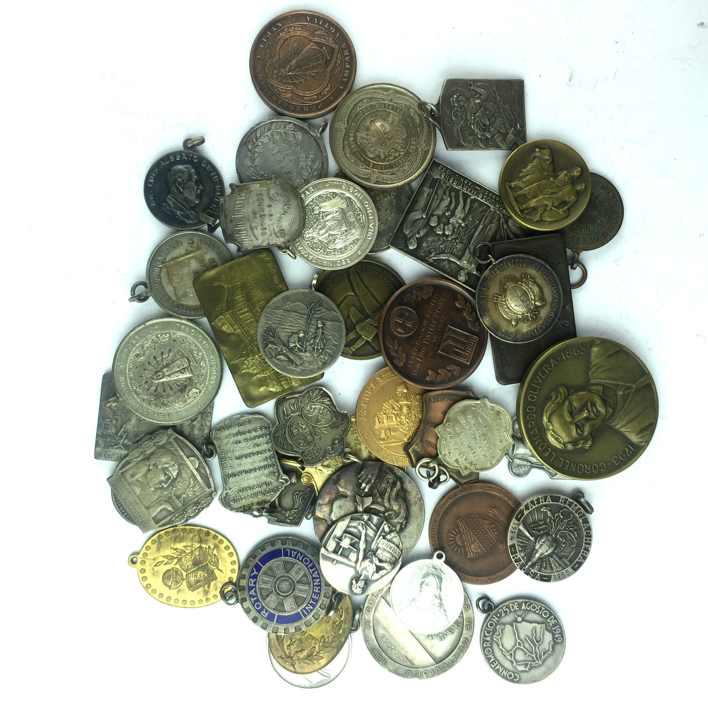 40 medallas
