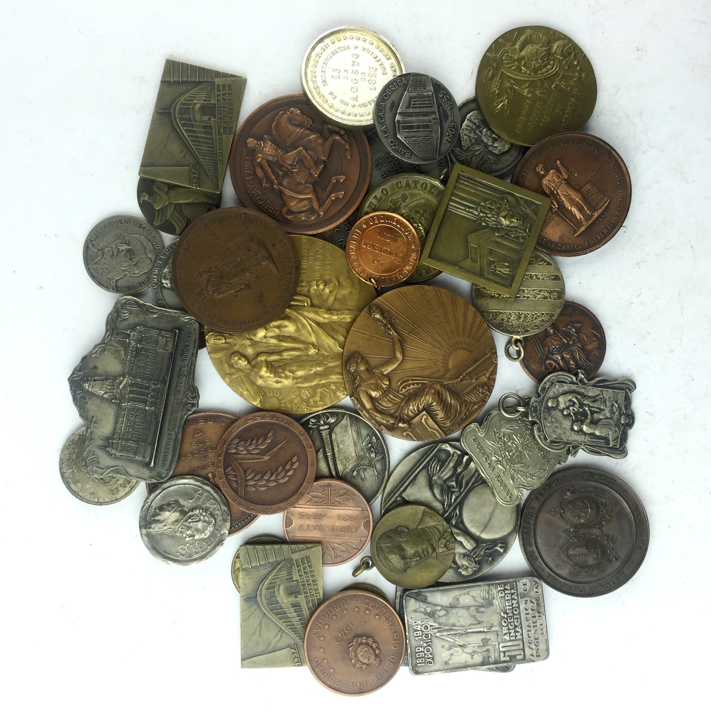 40 medallas