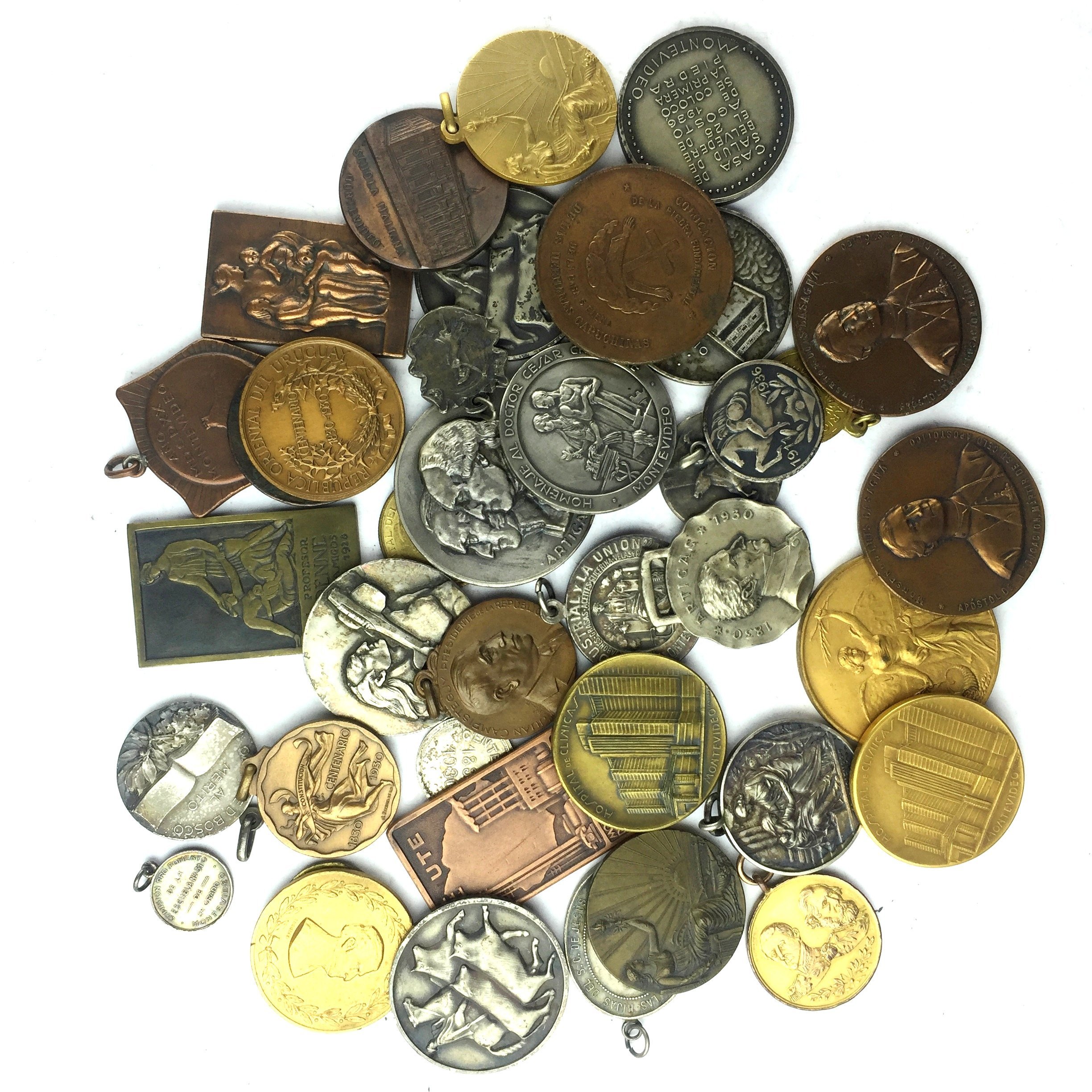 40 medallas