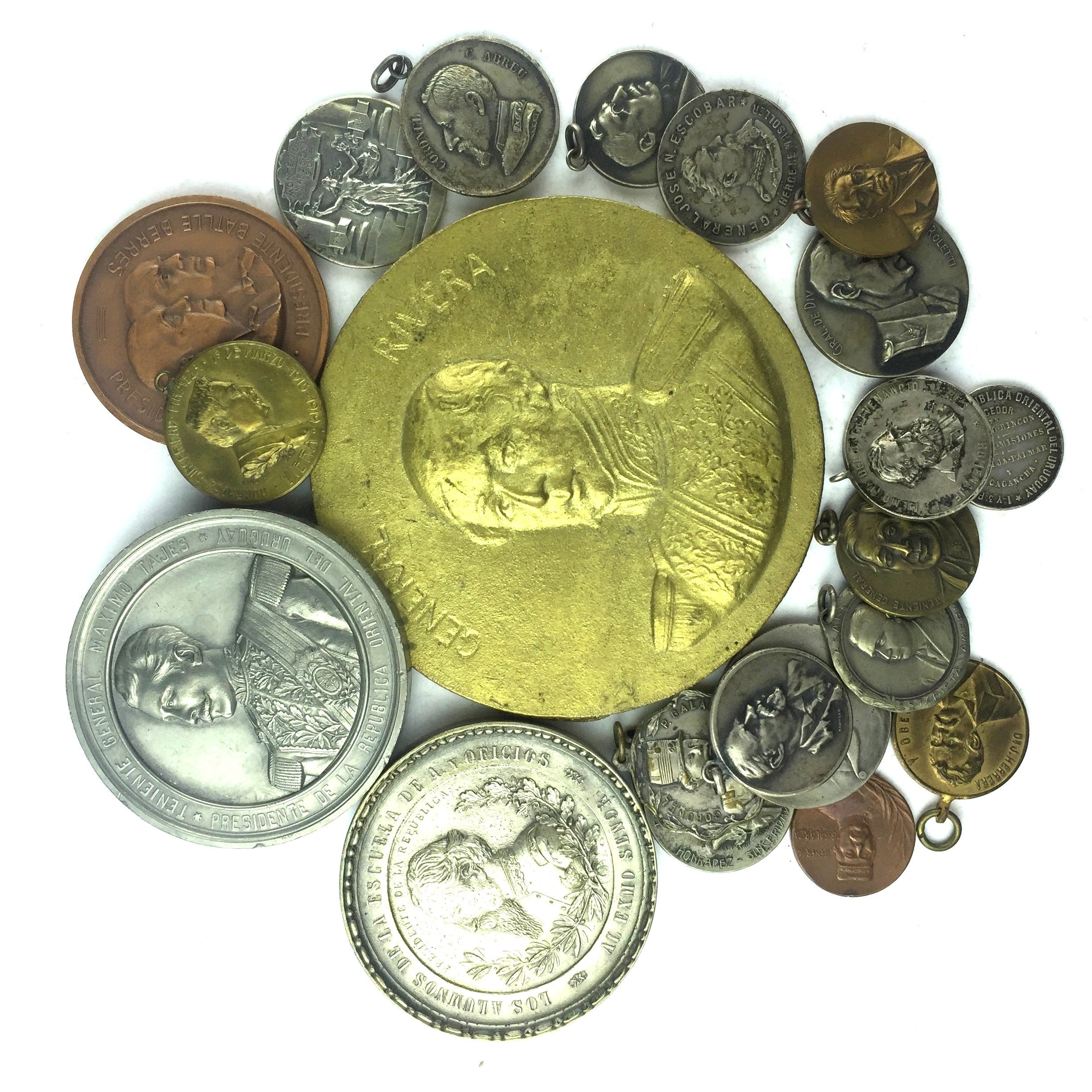 22 medallas