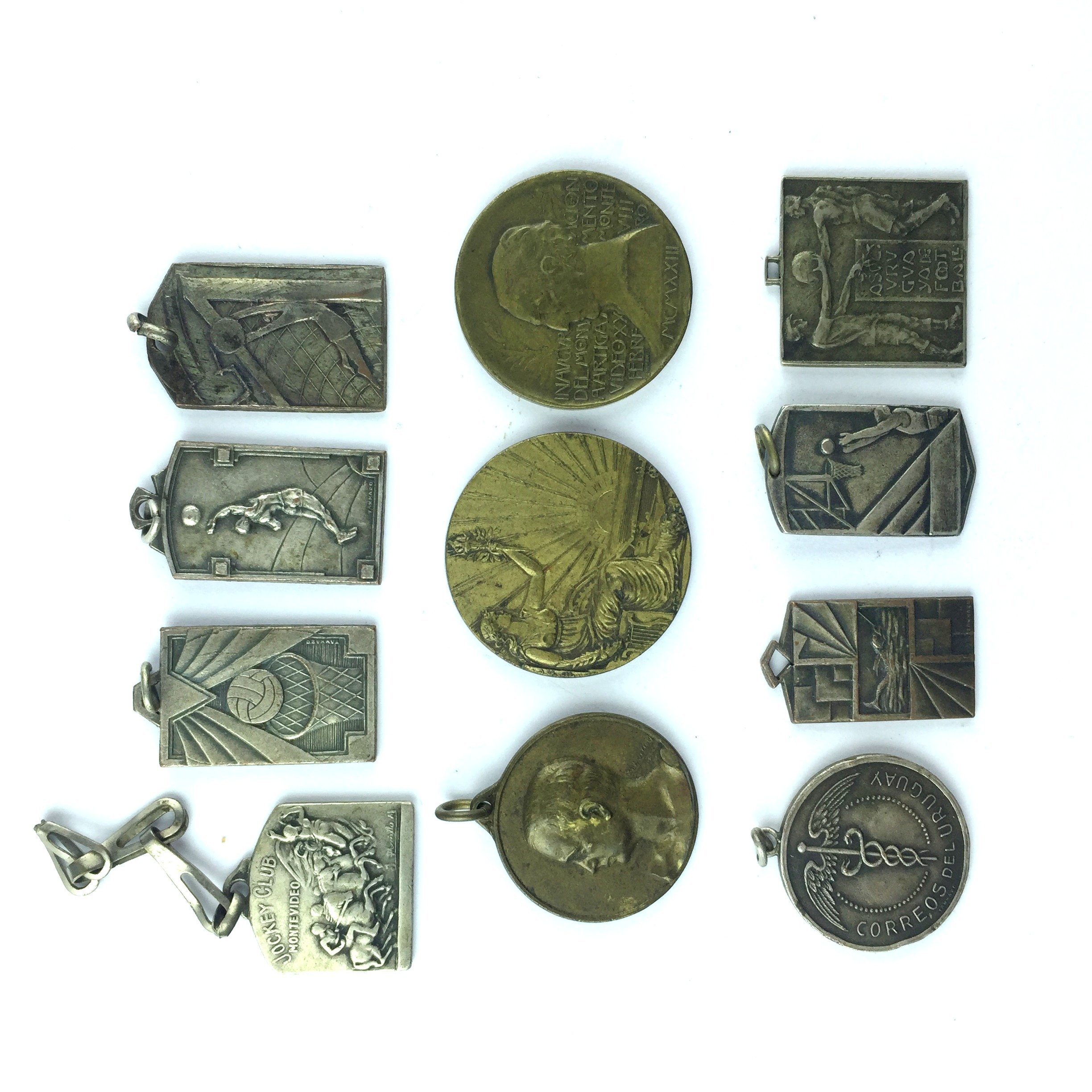 11 medallas