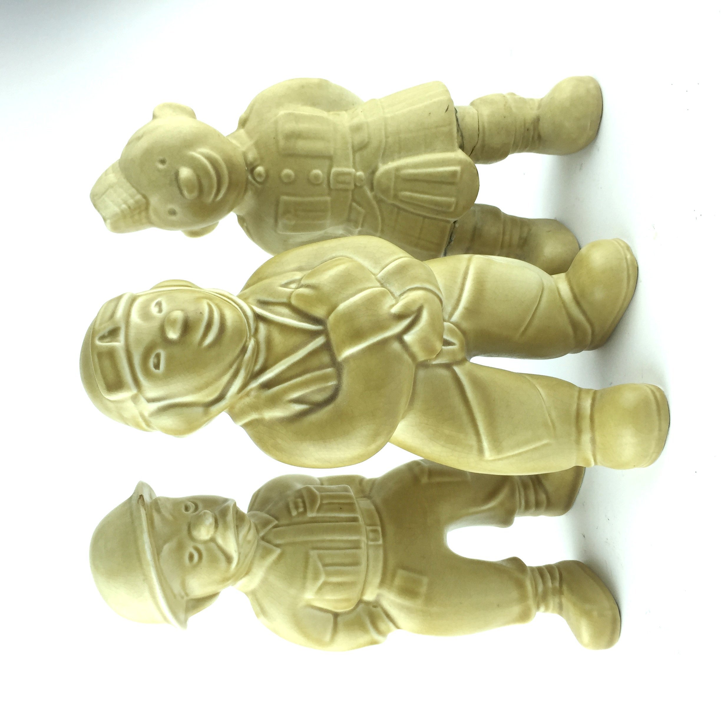 6 figuras en ceramica