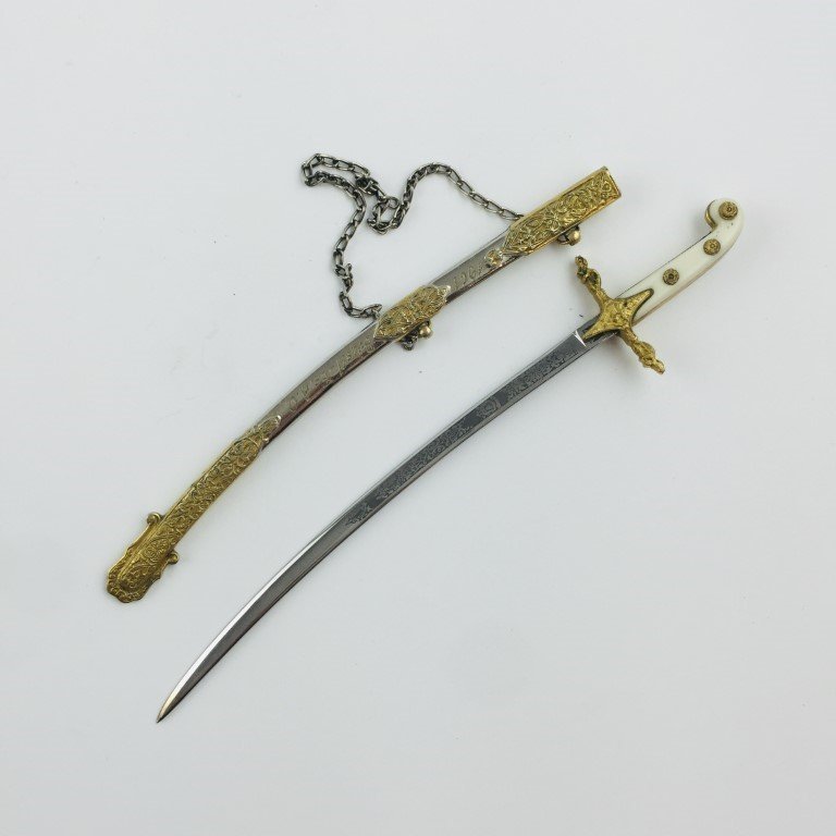 Miniatura de sable