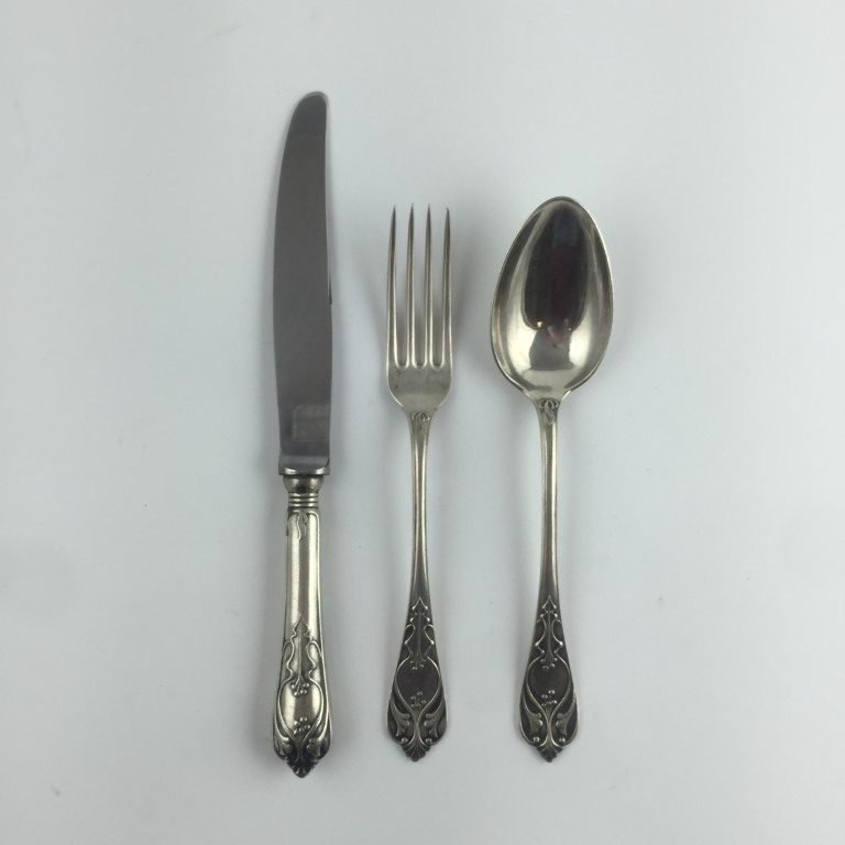 Juego de cubiertos art nouveau