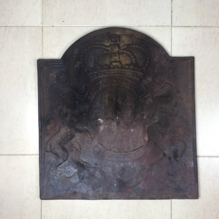 Fondo de estufa en hierro