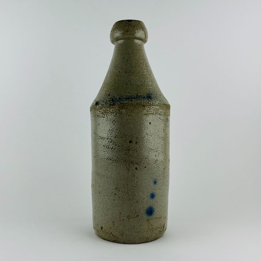Botella USA en gres
