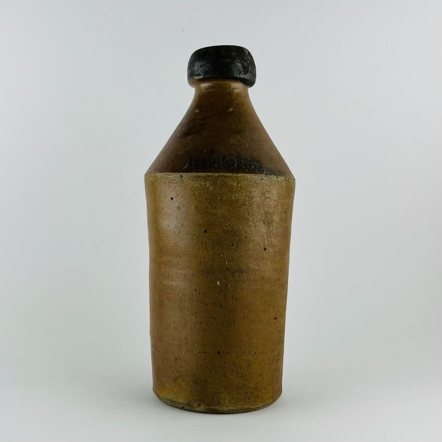 Botella USA en gres