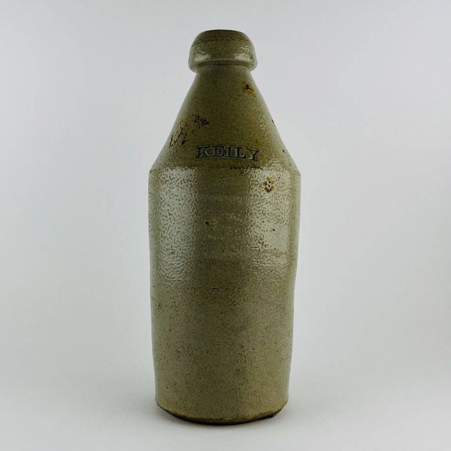 Botella USA en gres