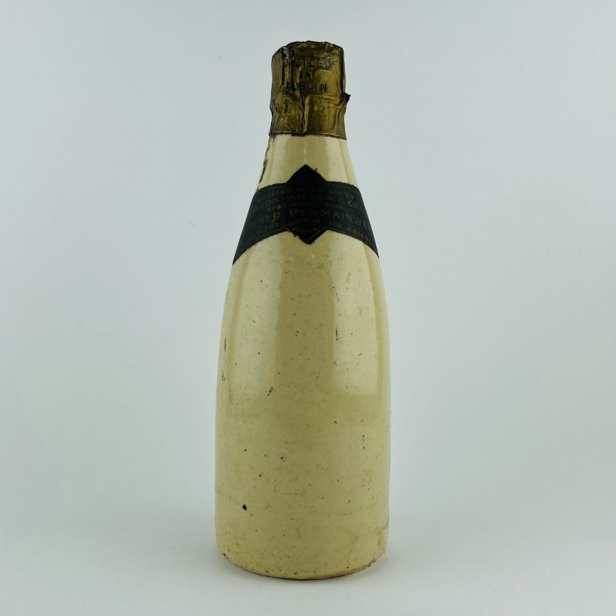 Botella irlandesa en gres