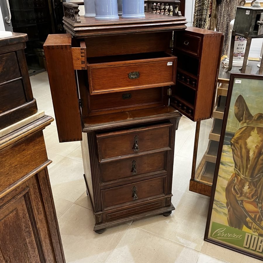 Mueble boticario