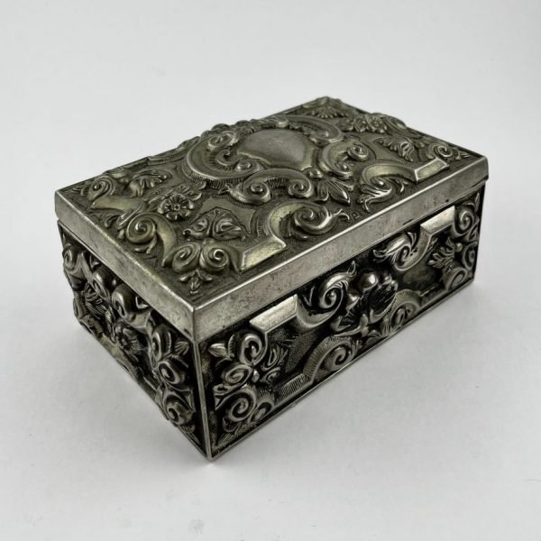 Caja alhajera