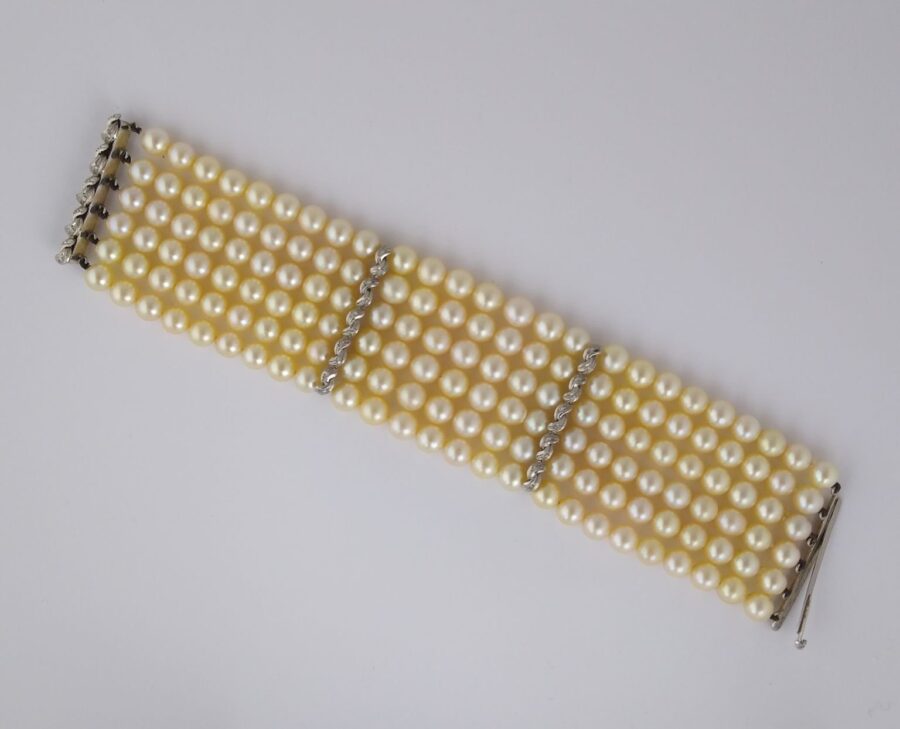 Pulsera perlas, oro 18 K y brillantes