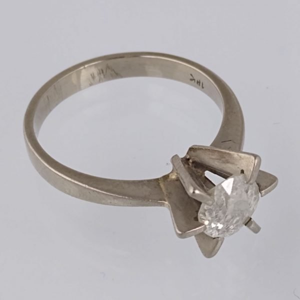Anillo oro 18 K y brillante
