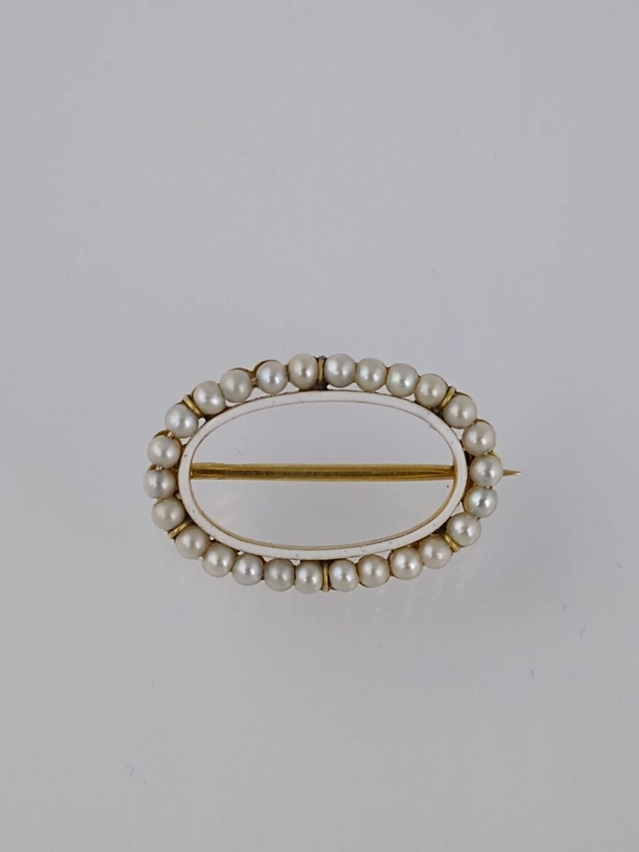 Prendedor oro 18 K, perlas y esmalte