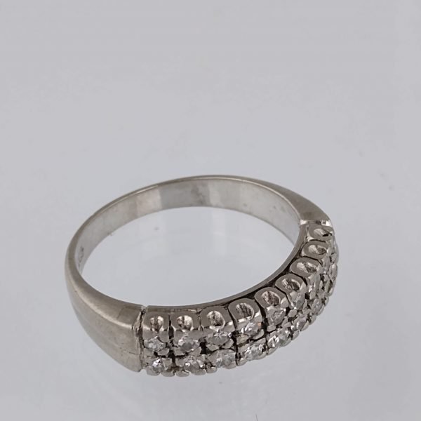 Anillo oro 18 K y brillantes