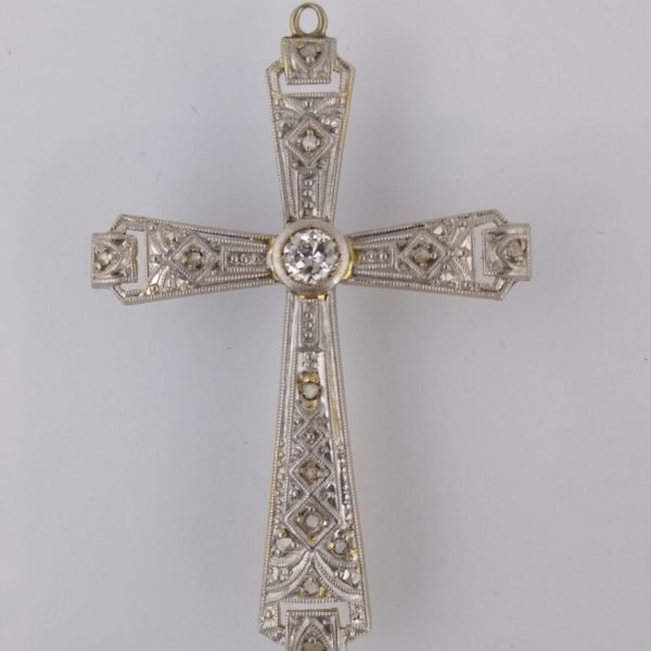 Cruz oro 18 K, brillante y diamantes