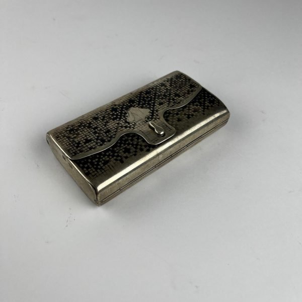 Cigarrera en plata