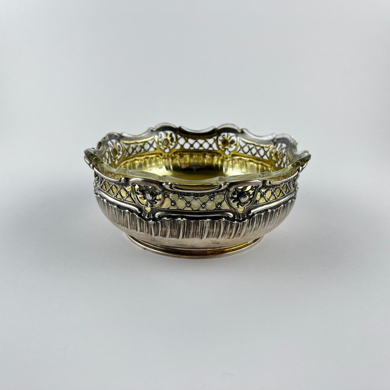 Bombonera en plata