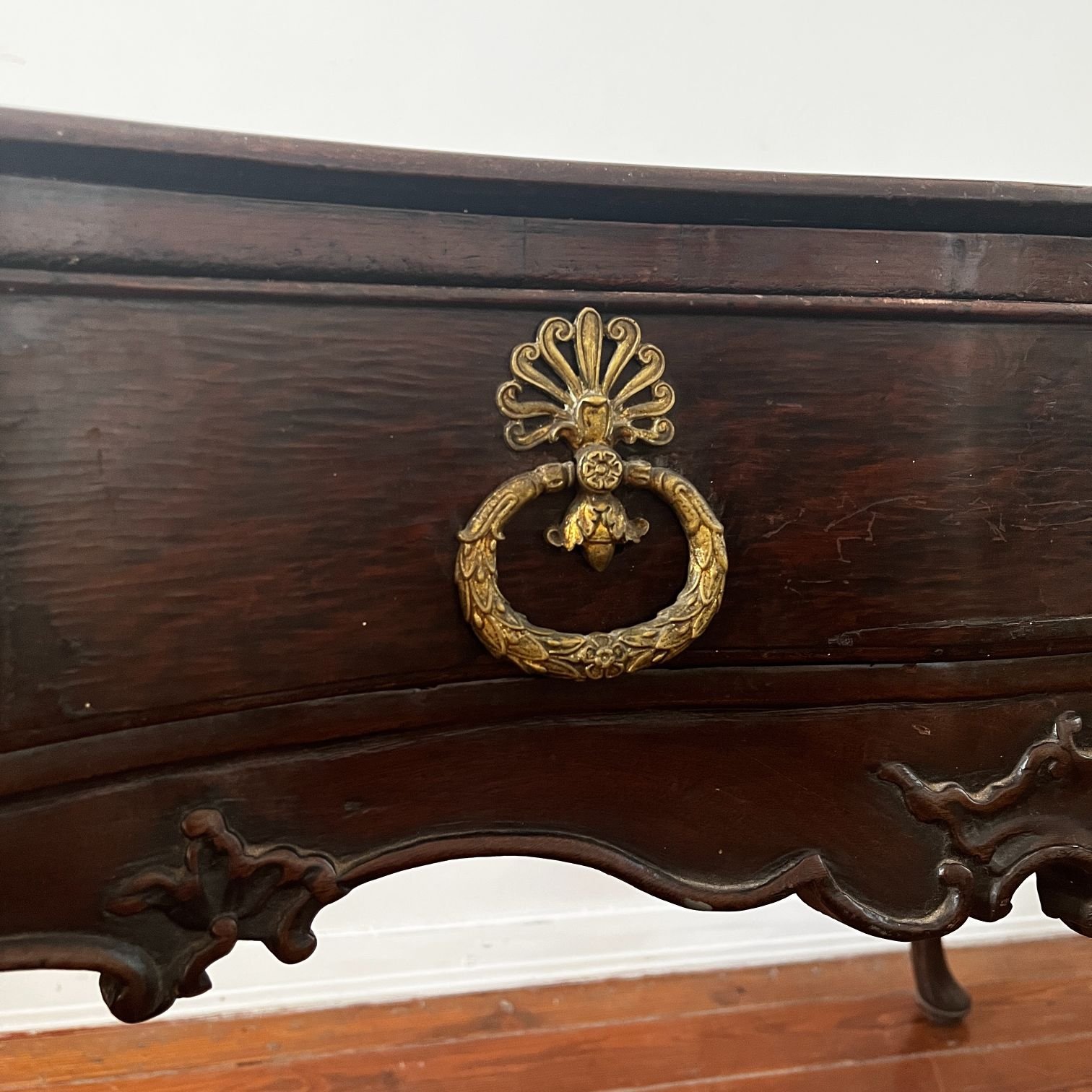 Mesa de arrimo lusobrasileña - Imagen 3