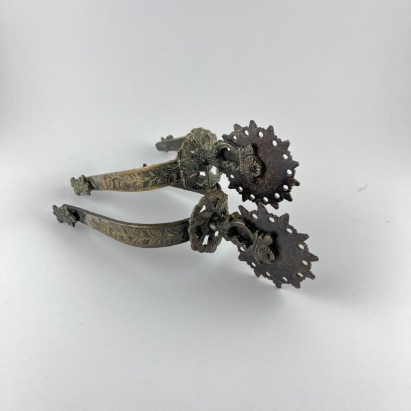 Espuelas en bronce