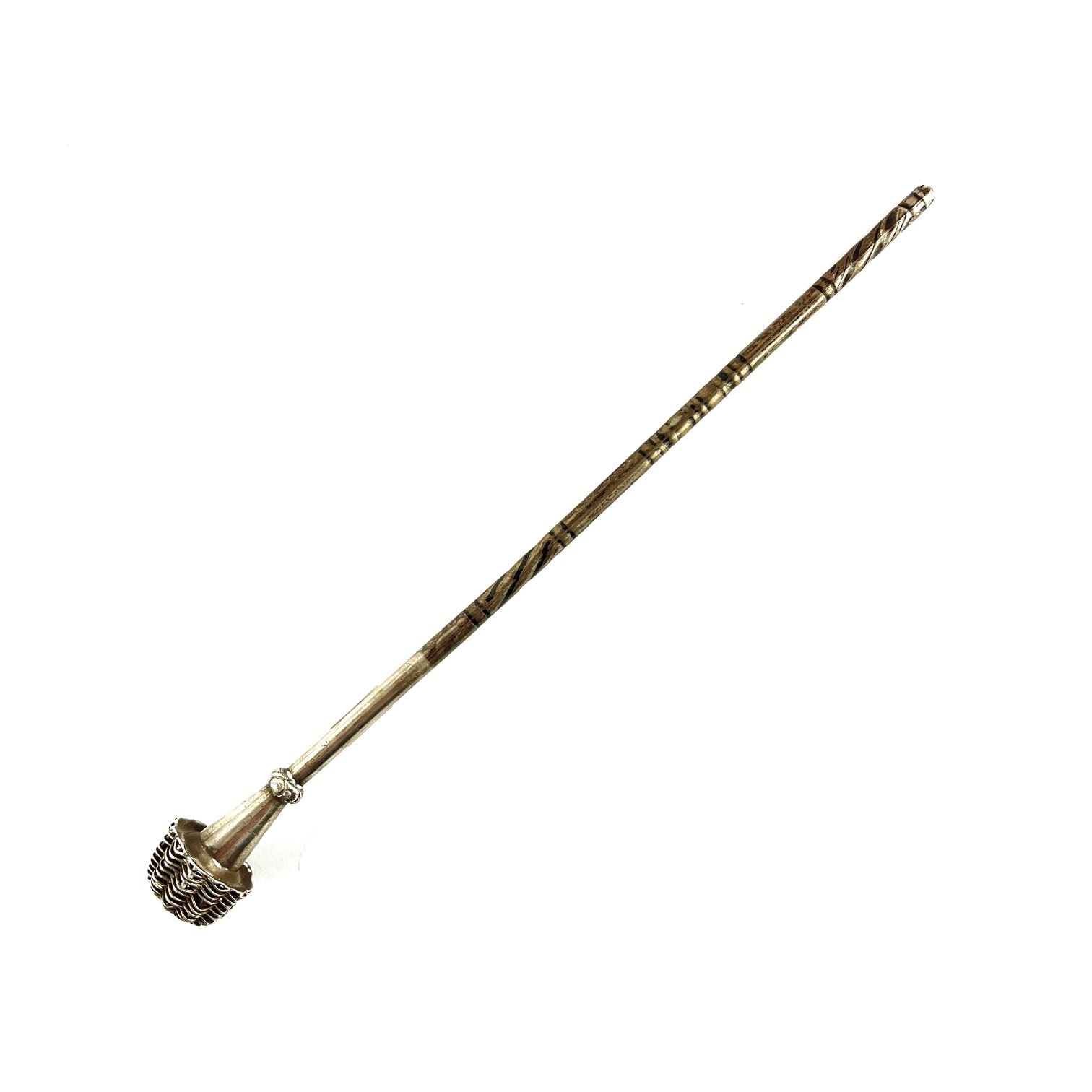 Bombilla en plata