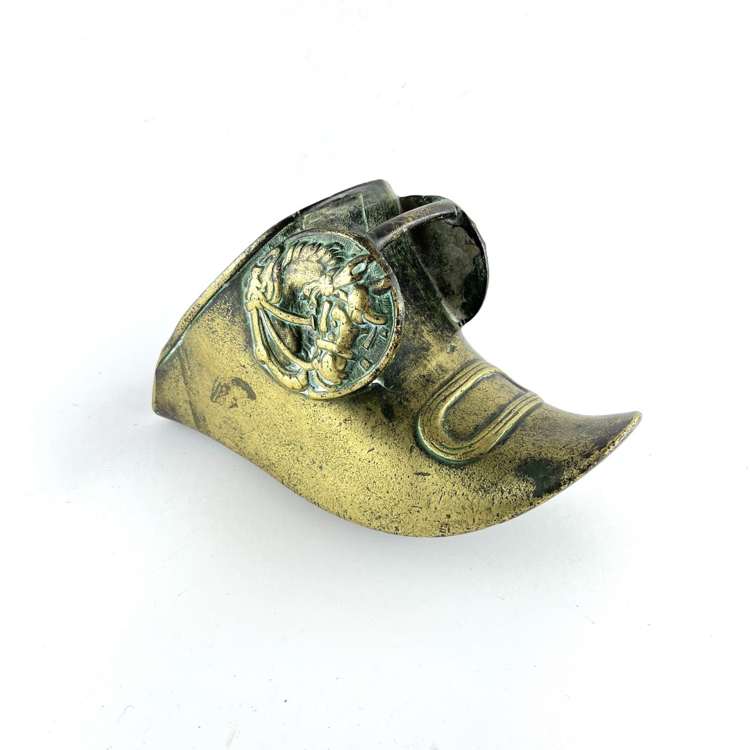 Estribo en bronce