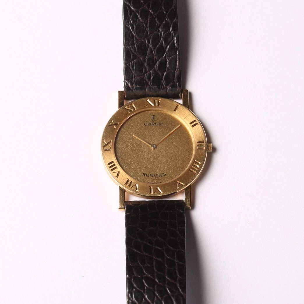 Reloj pulsera Corum Romulus oro 18 K