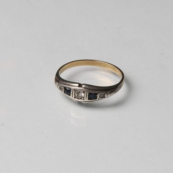 Anillo art decó oro 18 K, brillante, zafiros y diamantes