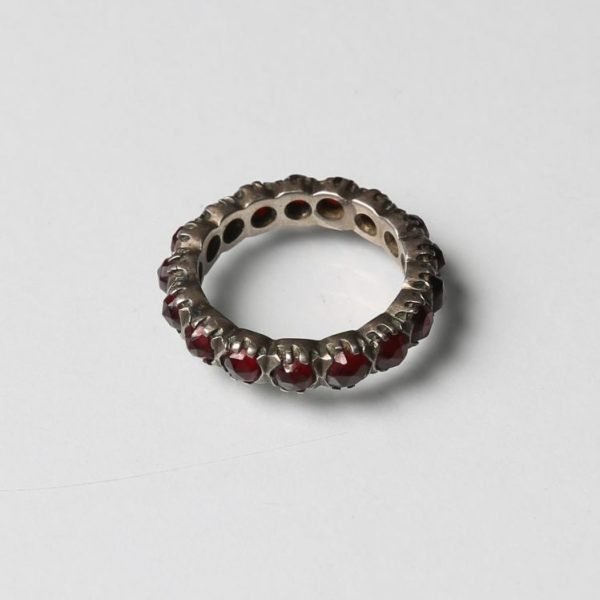 Anillo plata y granates