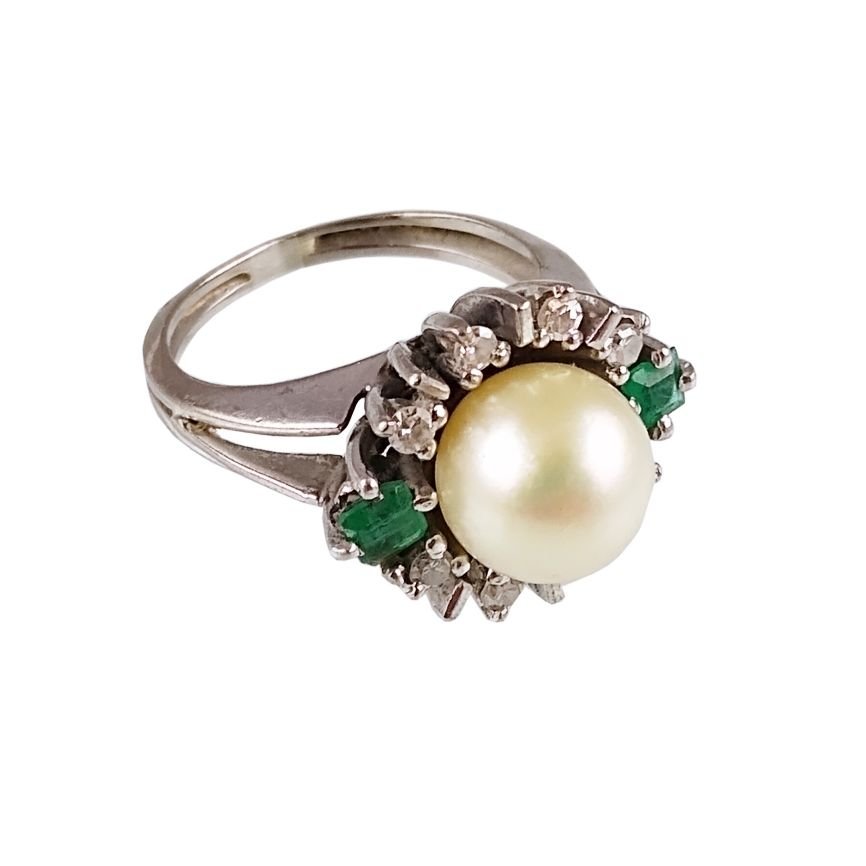 Anillo oro 18 K, perla, esmeraldas y brillantes