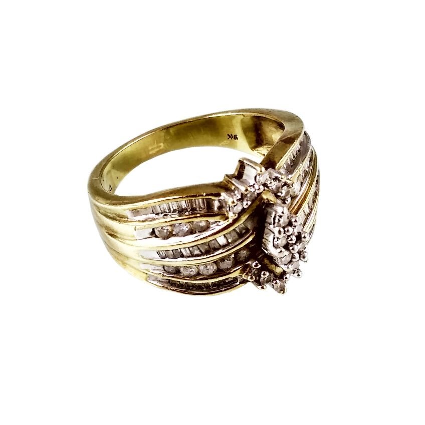 Anillo oro 9 K, brillantes y diamantes