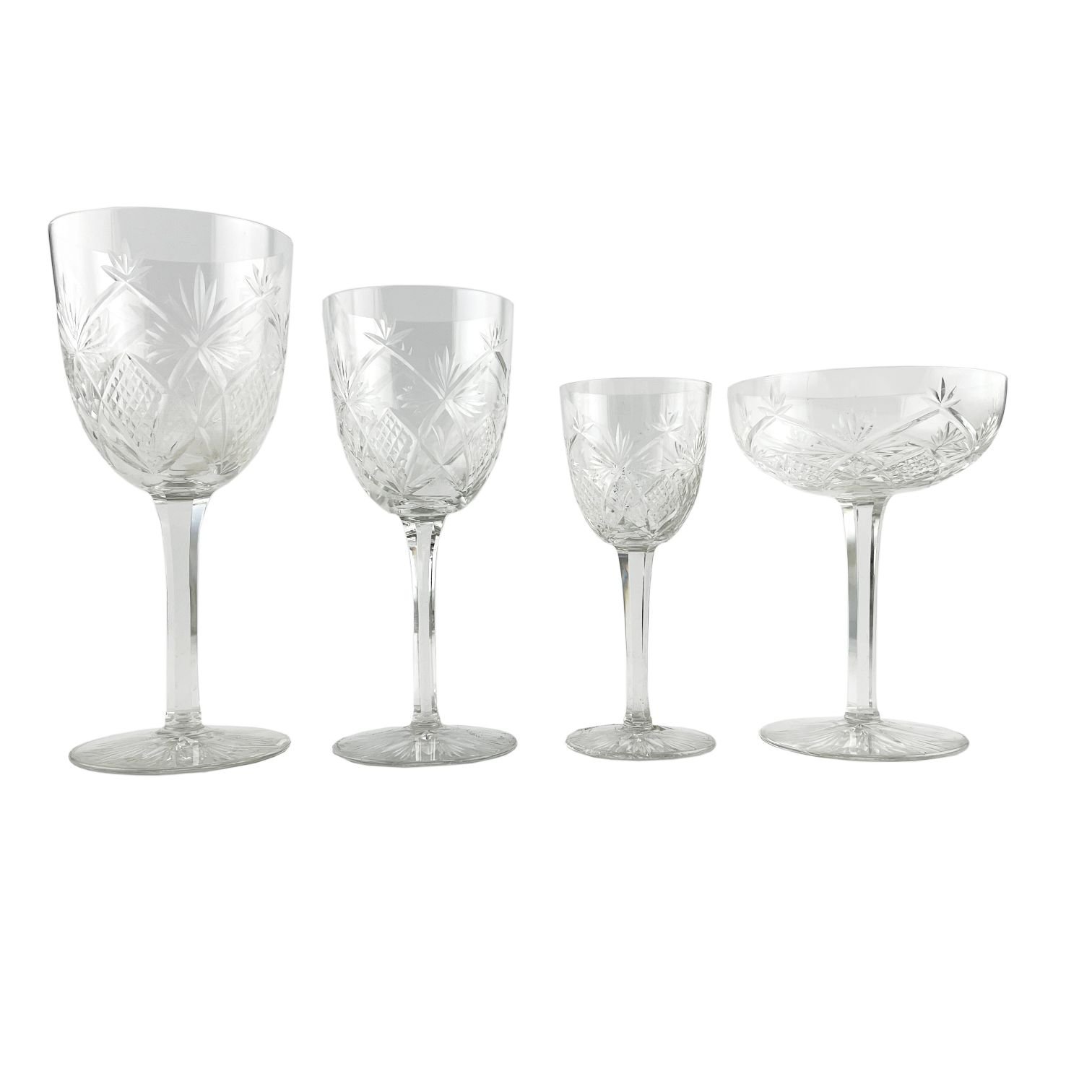 Juego de copas en cristal