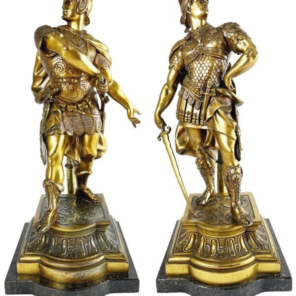 Par de lámparas de sobremesa en bronce