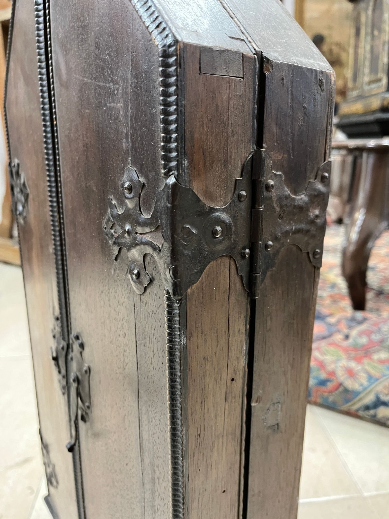 Tríptico europeo en loza esmaltada - Imagen 3