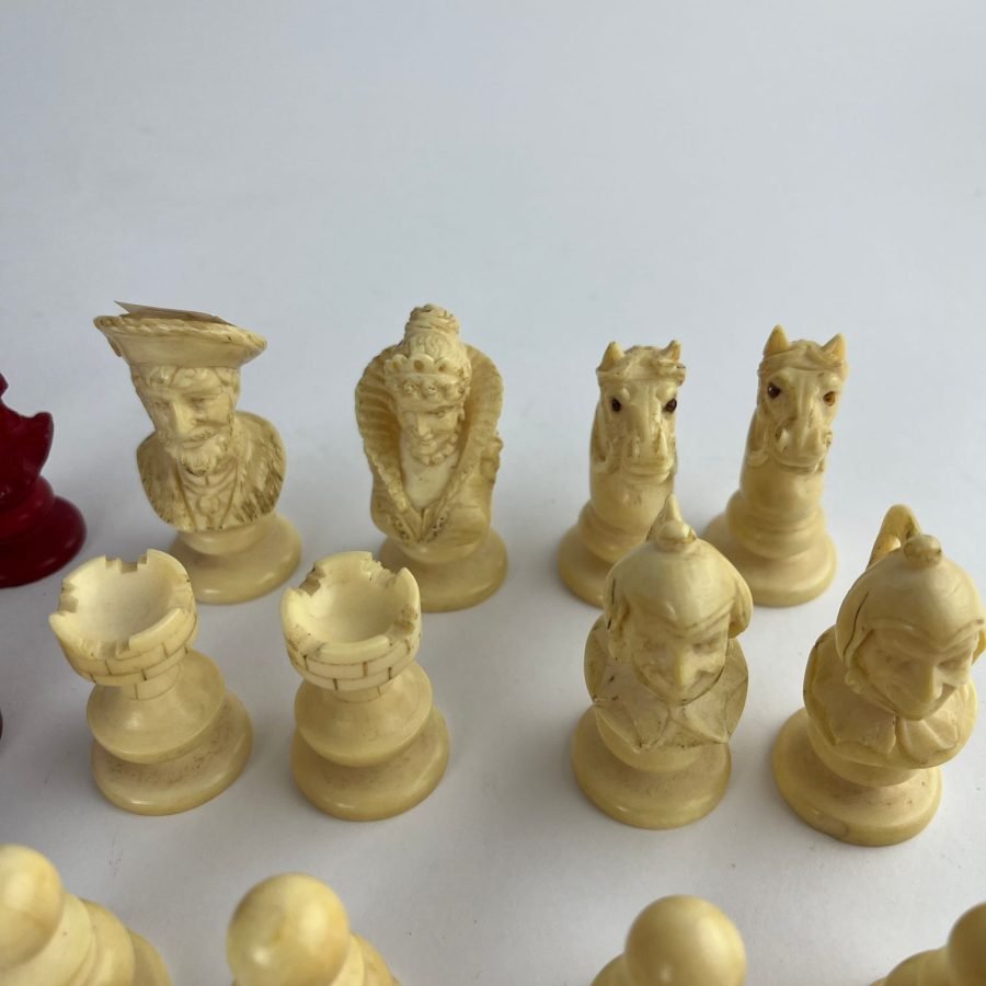 Juego de piezas de ajedrez en marfil - Imagen 2
