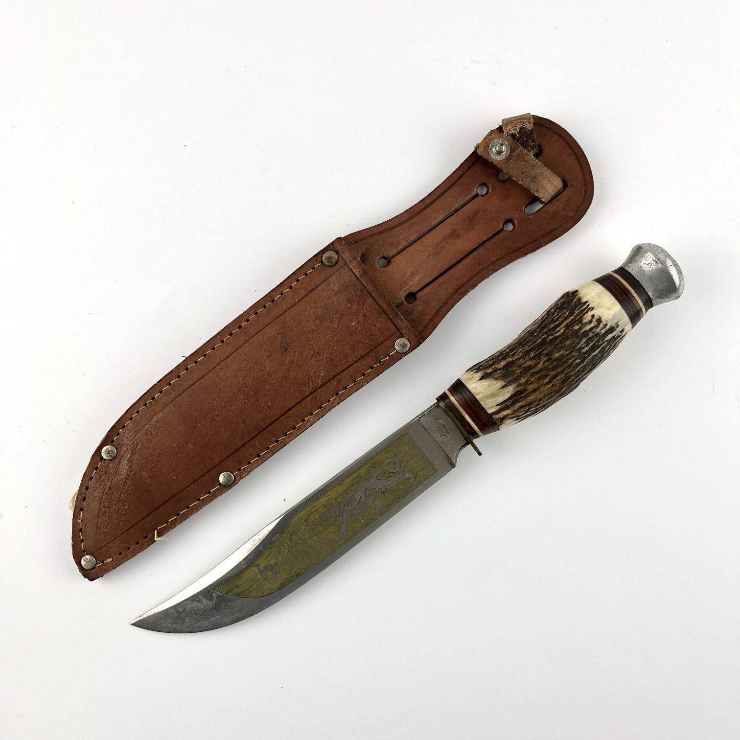 Cuchillo alemán de cacería