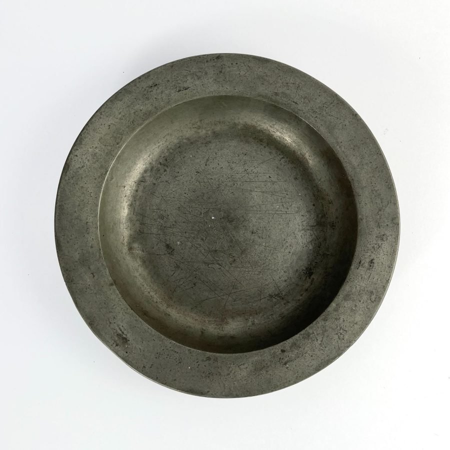 Cuatro platos en peltre - Imagen 2